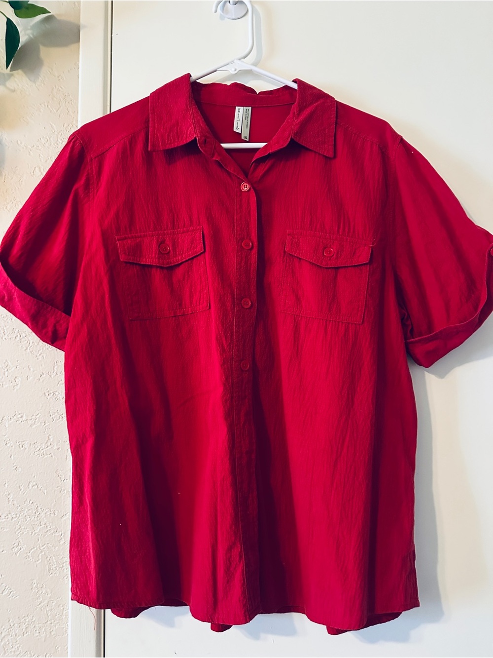 White Stag Short Sleeve Top- size Large- Cranberry Red- button down